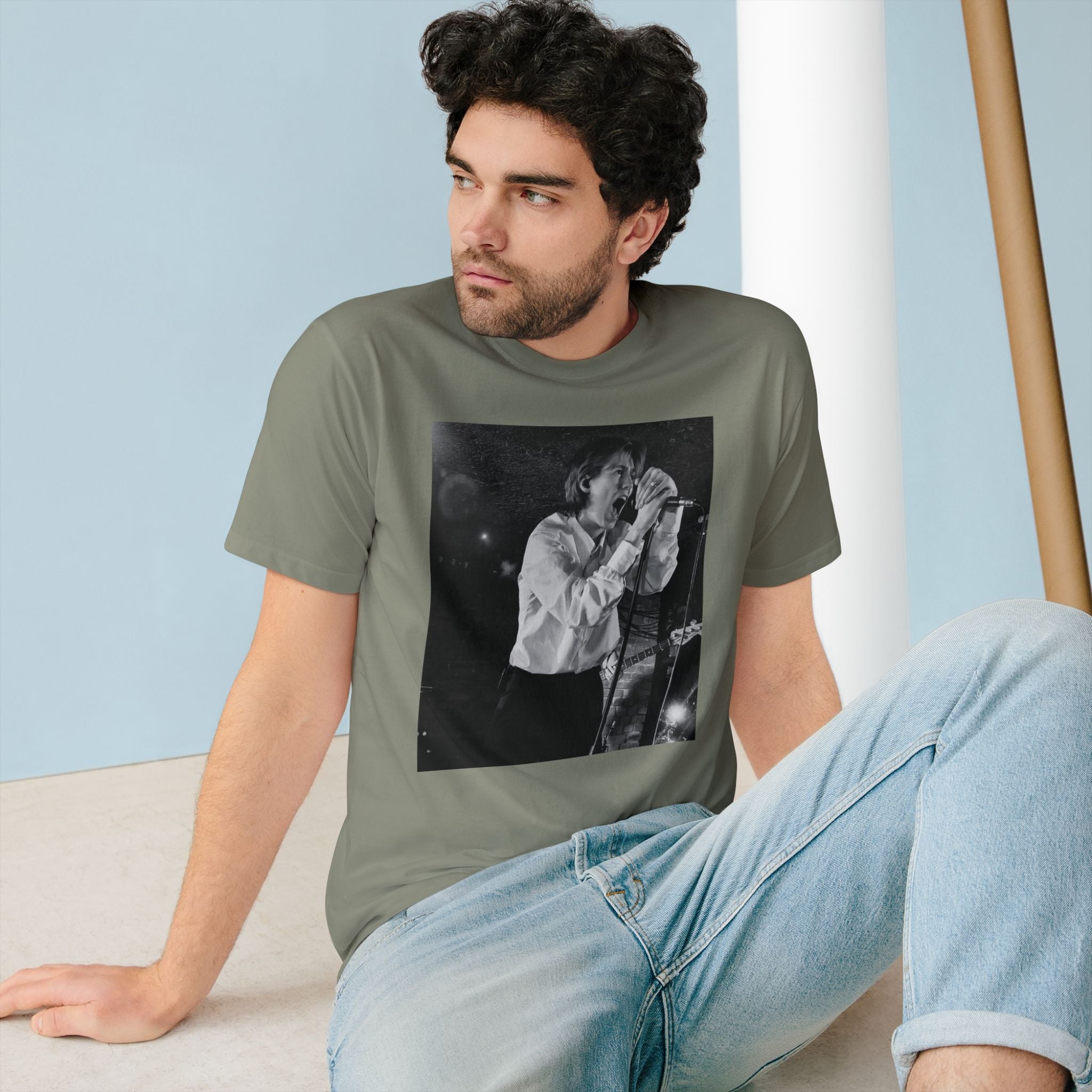 Organic T-shirt - Veronika Douglas Whispering Sons Intimate Concert Photography | LZP Tees