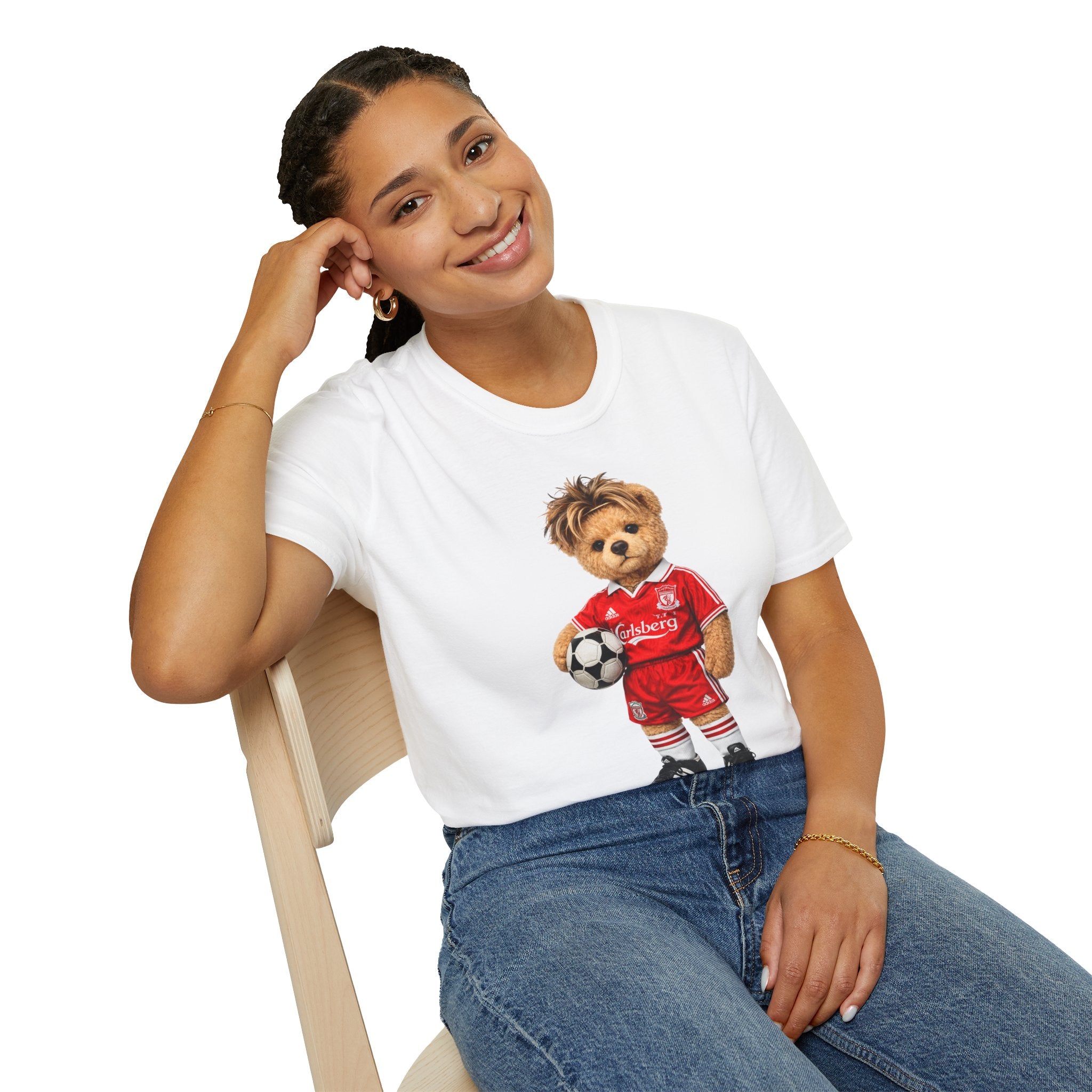 Anfield Icon Bear – 90s Liverpool Football Graphic Tee