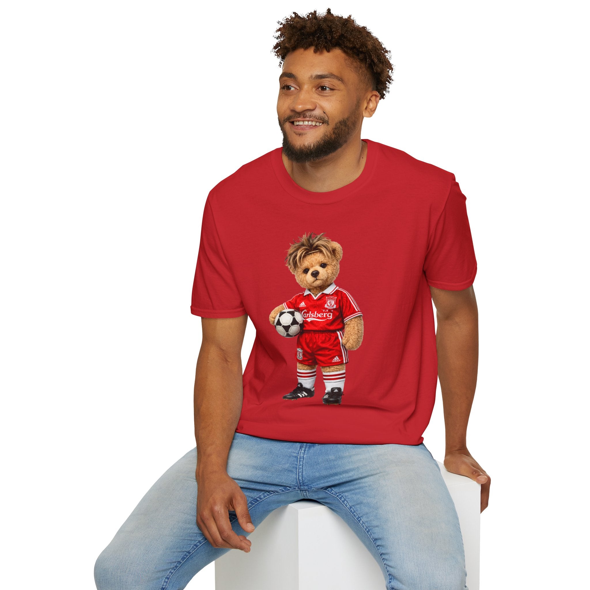 Anfield Icon Bear – 90s Liverpool Football Graphic Tee