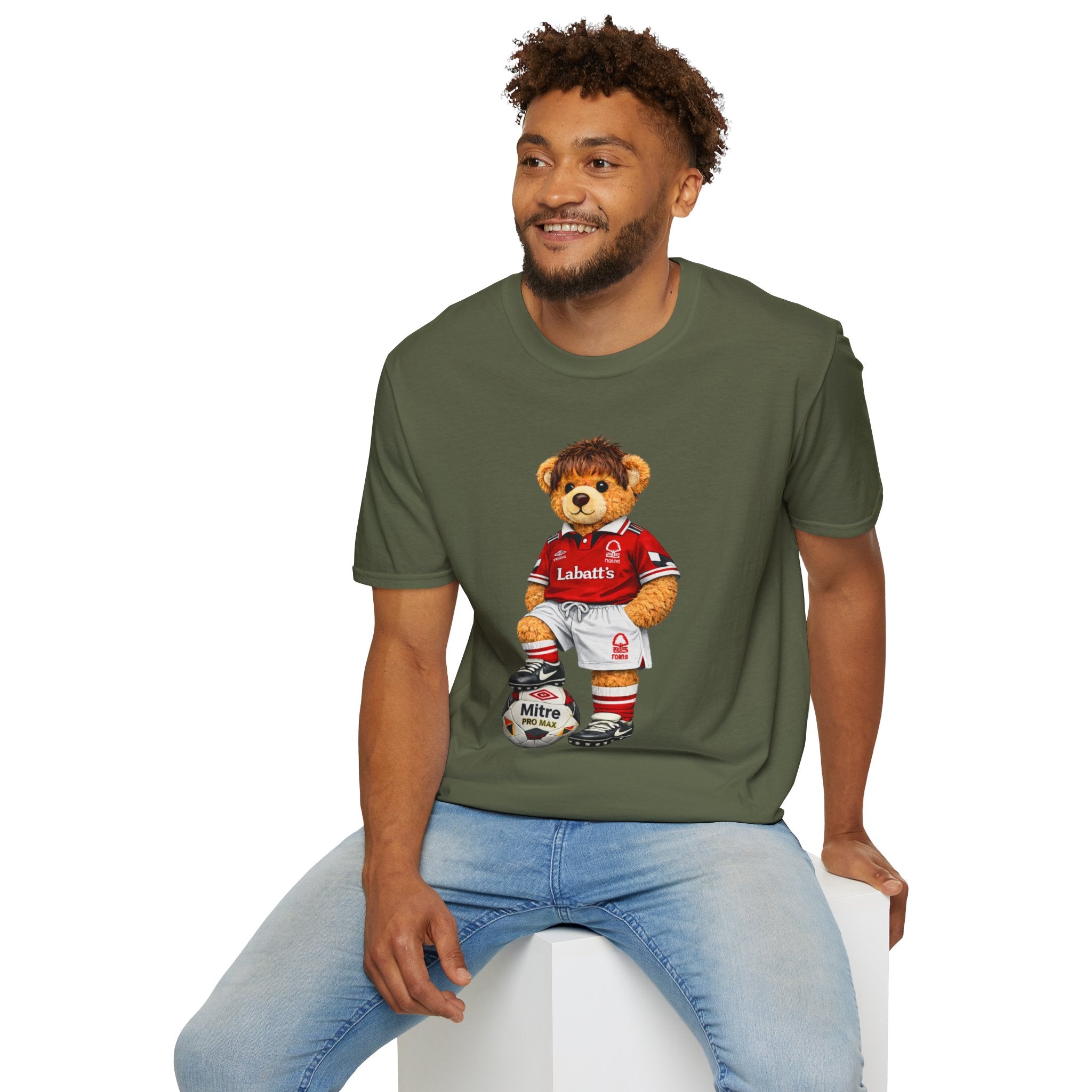 Nottingham Forest 90s Football Bear T-Shirt – City Ground Retro Graphic Tee