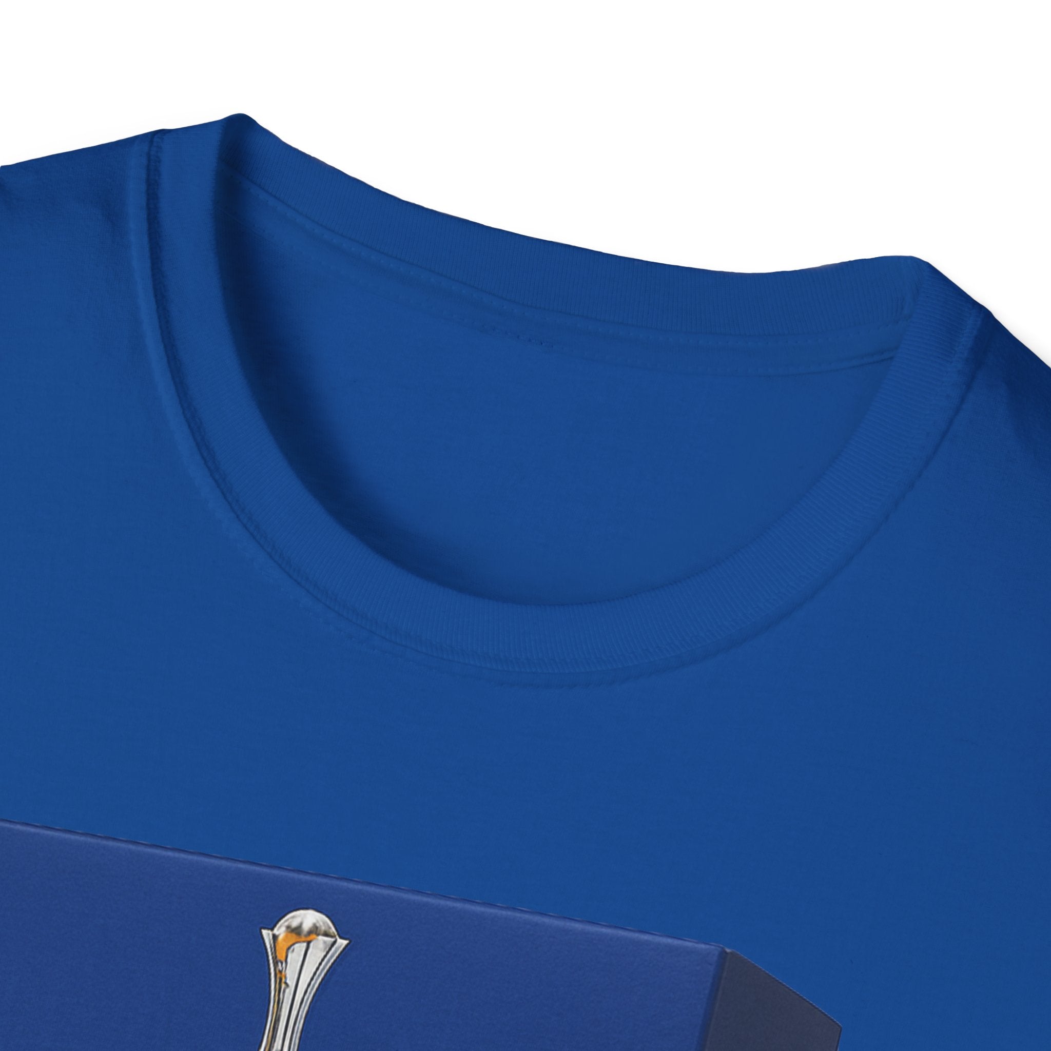 nan — t-shirt, detail close-up