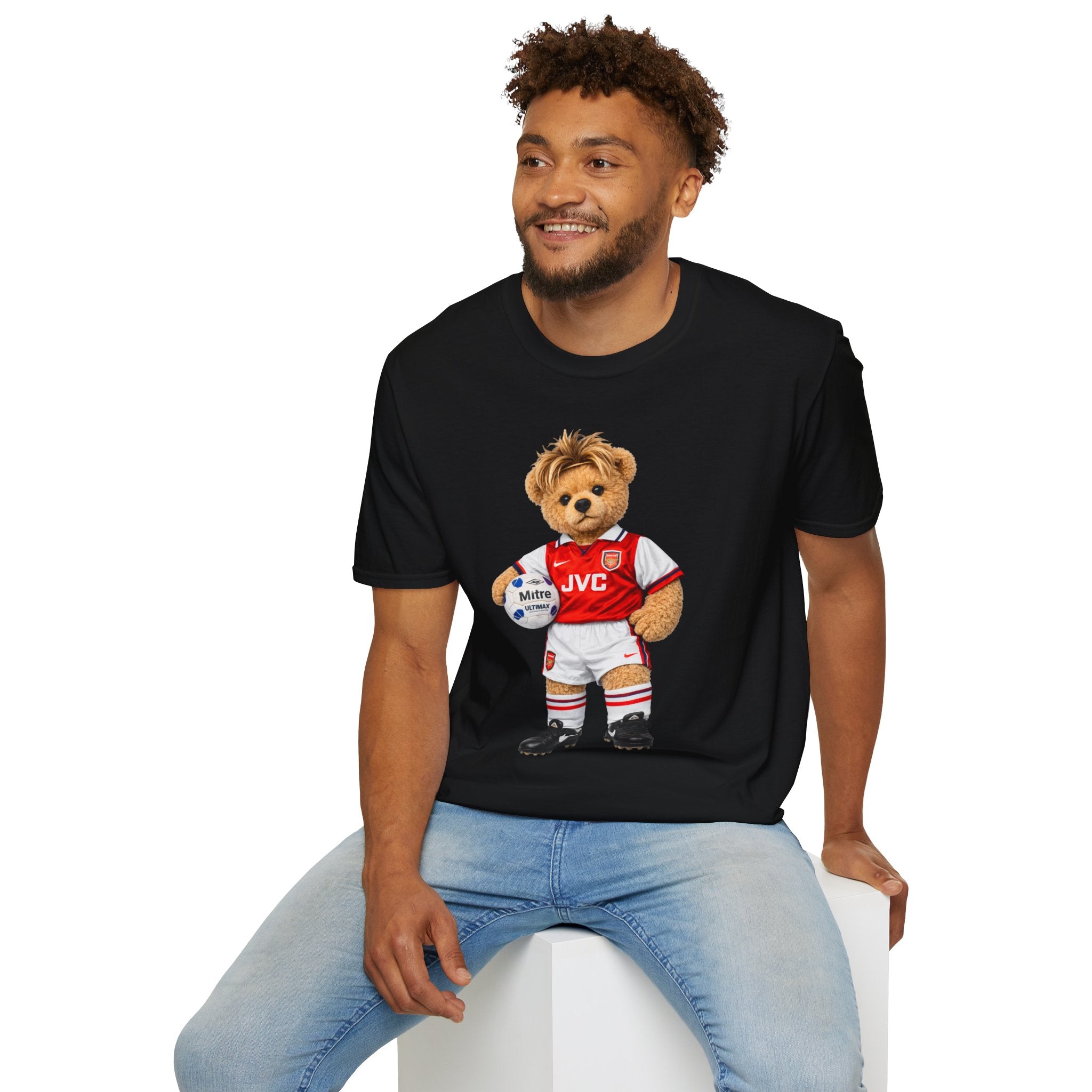 Highbury Hero Bear – Arsenal 90s Football Icon Graphic Tee